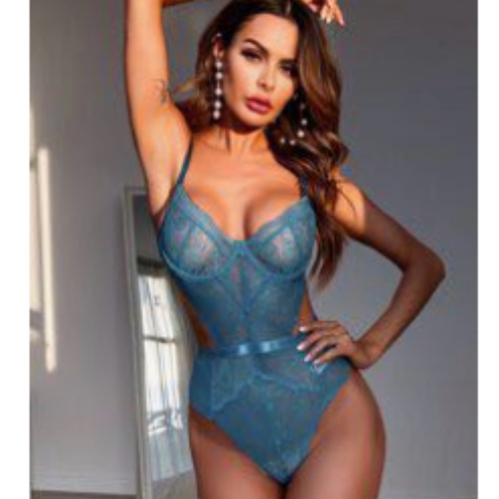 NWOT Elegant Teal Blue Lace Bodysuit Teddy Small